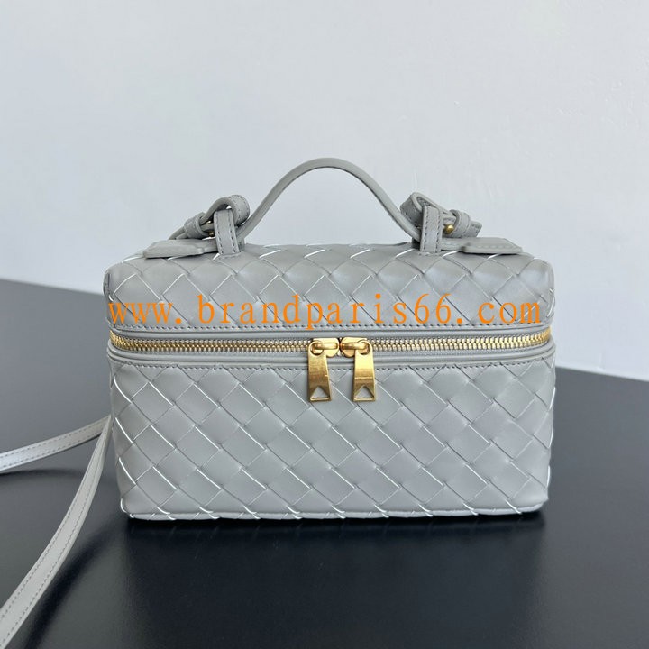 BOV789109QH-aj　ボッテガヴェネタ BOTTEGAVENETA 2024年最新入荷 バンバン バニティーケース  トートバッグ 2way ショルダーバッグ