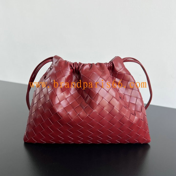 BOV796728RD-aj　ボッテガヴェネタ BOTTEGAVENETA 2024年最新入荷 ダストバッグ ショルダーバッグ ドローストリングバッグ レディース