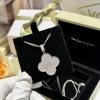 XLVA24003-CZZ　ヴァン クリーフ アーペル Van Cleef Arpels 2024年最新入荷 マジック アルハンブラ ペンダント ロング ネックレス アクセサリー ジュエリー 