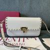 VT2299BS-99　ヴァレンティノ Valentino 2024最新入荷 ガラヴァーニ ロックスタッズ フラップバッグ ショルダーバッグ レディース