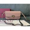 VT2299LF-99　ヴァレンティノ Valentino 2024最新入荷 ガラヴァーニ ロックスタッズ フラップバッグ ショルダーバッグ レディース