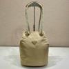 PD1BE082NMB-99　プラダ PRADA 2025年最新入荷 スモールバッグ トップハンドルバッグ トートバッグ ハンドバッグ Re-Nylon ナイロン 