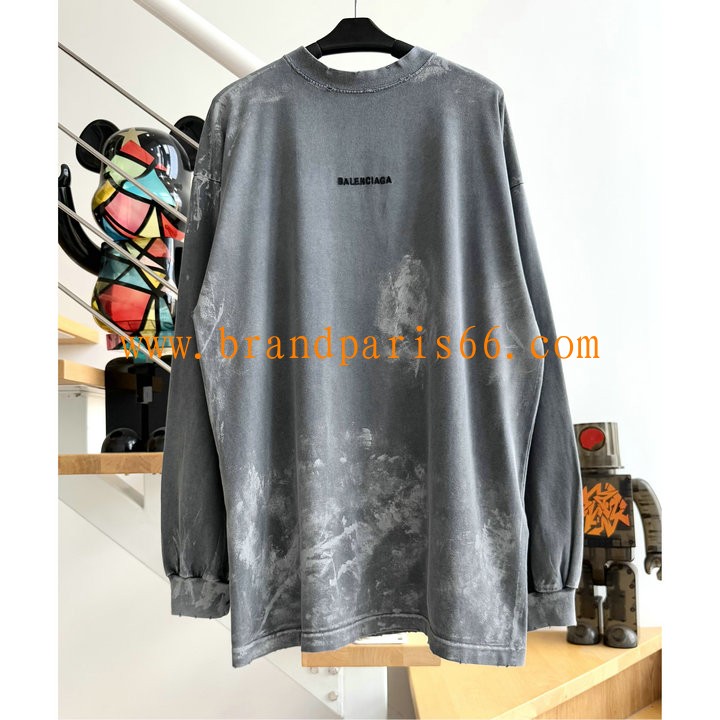 TCBA25001-JS　バレンシアガ BALENCIAGA 2025年春夏最新入荷 オーバーサイズ ユニセックス Tシャツ 長袖 ストリートスタイル カジュアル おしゃれ