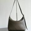 BOV815748SH-99　ボッテガヴェネタ BOTTEGAVENETA 2025年新作 スモール トラベラー ホーボーバッグ トートバッグ ショルダーバッグ レディース