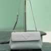 PD1BN022HS-99　プラダ PRADA 2025年新作 スモール ショルダーバッグ フラップバッグ レザー レディース