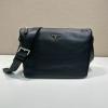 PD2VH182BK-99　プラダ PRADA 2025年新作 ヴィッテロダイノレザー ショルダーバッグ メンズ