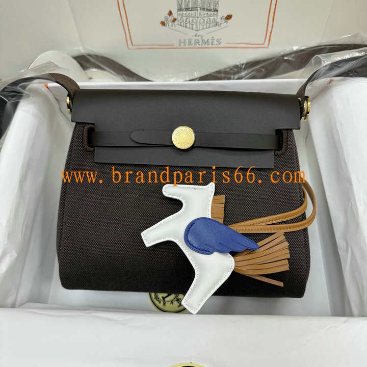 HER20BJKW-063　エルメス HERMES 2025年新作 エールバッグジップ20 ミニ ショルダーバッグ トワルアッシュ ヴァッシュパンター