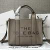 MJH009QHS-YES　マーク ジェイコブス Marc Jacobs 2025年新作 ザ トートバッグ ハンドバッグ 2way ショルダーバッグ レザー レディース
