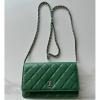CH4241QYGL-CC　シャネル CHANEL 2025年新作 チェーンウォレット ミニ フラップバッグ ショルダーバッグ レディース