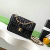 CH4797BK-CC　シャネル CHANEL 2025年新作 スモール チェーンポーチ ショルダーバッグ クラッチバッグ レディース