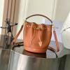 CE121672PZS-99　セリーヌ CELINE 2025年 ティーン クララ バッグ バゲットバッグ  ショルダーバッグ レディース