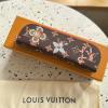 GI1162-99　ルイヴィトン LOUISVUITTON 2025年新作 ペンシルポーチ シャーロット ファブリック レザー