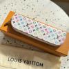 GI1303-99　ルイヴィトン LOUISVUITTON 2025年新作 ペンシルポーチ シャーロット ファブリック レザー