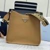 PD1BC073TH-99　プラダ PRADA 2025年新作 ミディアム ショルダーバッグ レザー レディース トライアングルロゴ付