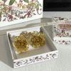EHCD25027-99　クリスチャンディオール CHRISTIAN DIOR 2025年新作 トライバル ピアス イヤリング ジュエリー ホワイト レジンパール