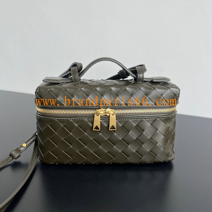 BOV789109JMG-aj　ボッテガヴェネタ BOTTEGAVENETA 2025年新作 バンバン バニティーケース トートバッグ 2way ショルダーバッグ 