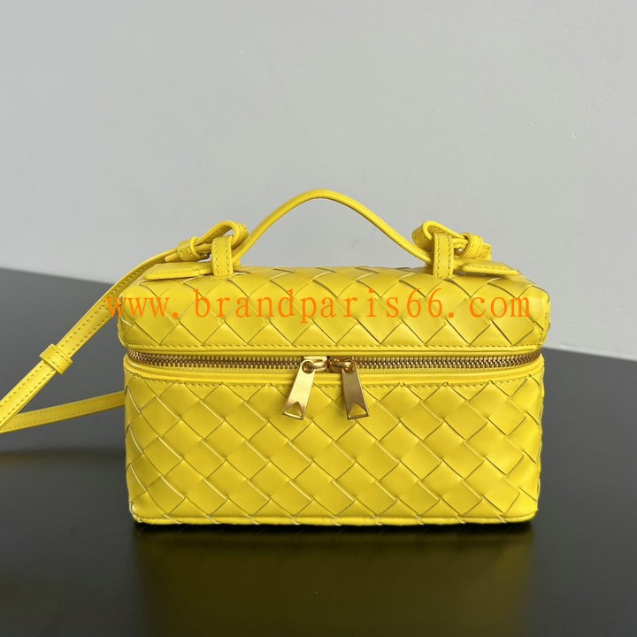BOV789109JYL-aj　ボッテガヴェネタ BOTTEGAVENETA 2025年新作 バンバン バニティーケース トートバッグ 2way ショルダーバッグ 