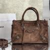 BA0623RSK-GH　バレンシアガ BALENCIAGA 2025年新作 LE CITY ミディアム トートバッグ ハンドバッグ スエード レディース 