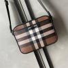 BR2374XK-GH　バーバリー BURBERRY 2025年新作 チェック柄 ショルダーバッグ スクエアバッグ メンズ