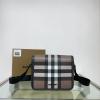 BR23722KF-GH　バーバリー BURBERRY 2025年新作 チェック柄 メッセンジャーバッグ フラップバッグ ショルダーバッグ