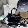 PD1BA486BK-GH　プラダ PRADA 2025年新作 ボニー スモール トートバッグ ショルダーバッグ ソフトルックスレザー