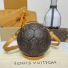 M13894-057 ルイヴィトン LOUISVUITTON 2025年新作 サッカーボール バッグ ハンドバッグ ショルダーバッグ カーフレザー