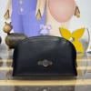 M15206-057 ルイヴィトン LOUISVUITTON 2025年新作 ポシェット コスメティック MM ポーチ 手持ちかばん 化粧バッグ ラムレザー