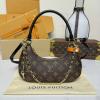 M25223-057 ルイヴィトン LOUISVUITTON 2025年新作 キャッチー PM ホーボーバッグ ショルダーバッグ モノグラム キャンバス
