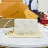 M25597-057 ルイヴィトン LOUISVUITTON 2025年新作 カードキーケース ポシェット クレ 小銭入れ コインケース カウハイドレザー