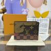 M26012-057 ルイヴィトン LOUISVUITTON 2025年新作 ポルトフォイユ スレンダー 二つ折り短財布 カード入れ モノグラム ランドスケープ キャンバス