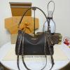 M26397-057 ルイヴィトン LOUISVUITTON 2025年新作 エクスプレス MM トートバッグ ショルダーバッグ カーフレザー