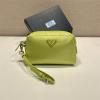 PD1NS021NY-99　プラダ PRADA 2025年新作 スモールバッグ ストラップ付き クラッチバッグ 手持ちかばん ポーチ Re-Nylon