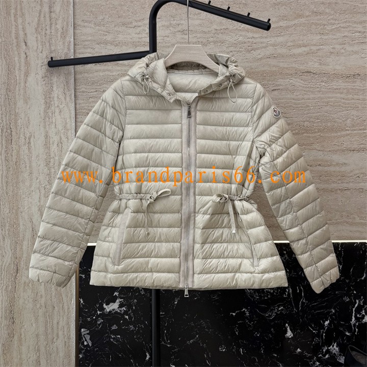 WTMC25031-XG　モンクレール MONCLER 2025年新作 ロングスリーブ フーディーダウン ジップジャケット アウターコート レディース