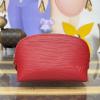 M15197-057　ルイヴィトン LOUISVUITTON 2025年新作 ポシェット コスメティック PM クラッチポーチ 化粧かばん アクセサリー エピ グレインレザー 