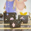 M15357-057　ルイヴィトン LOUISVUITTON 2025年新作 トリオ ポッシュ トワレ クラッチポーチ 手持ちかばん モノグラム キャンバス