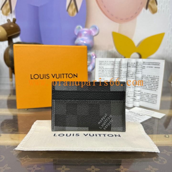 M14929-057　ルイヴィトン LOUISVUITTON 2025年新作 カードケース ポルト カルト ダブル ダモフラージュ ブラック キャンバス