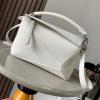 LE052239LYBS-025　ロエベ LOEWE 2026年新作 スモール パズル ハンドバッグ 2way ショルダーバッグ レディース レザー