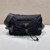 PD2VH192BBK-025　プラダ PRADA 2026年新作 メッセンジャーバッグ ショルダーバッグ メンズ