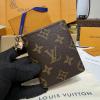 M14718-057　ルイヴィトン LOUISVUITTON 2026年新作 チャーム 二つ折り短財布 小銭入れ カード入れ モノグラムキャンパス
