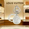 M77139-057　ルイヴィトン LOUISVUITTON 2026年新作 キーホルダー バッグチャーム キーリング