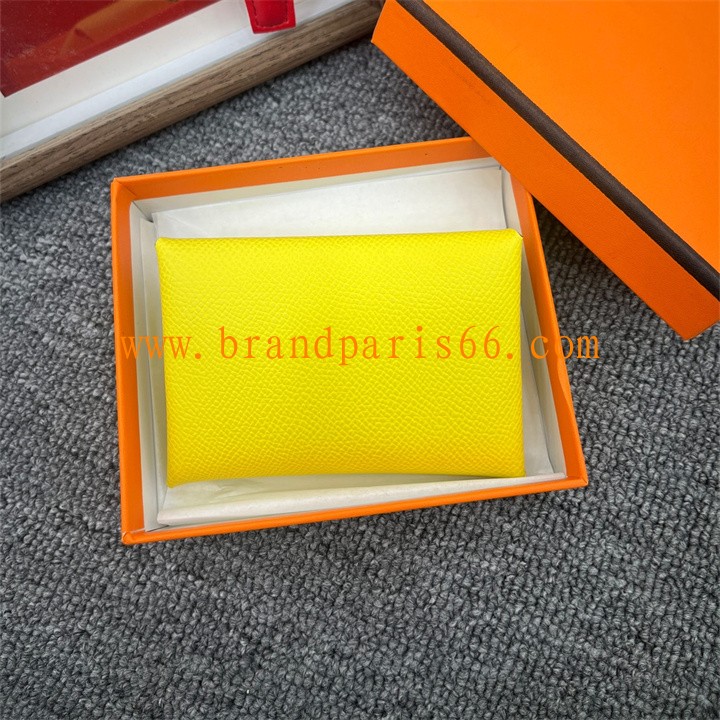 HK26002YL-063　エルメス HERMES 2026年新作 カルヴィ カードケース 名刺入れ カードホルダー 二つ折り コンパクト 小銭入れ ヴォーエプソン
