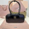 MM5BB173QBK-GH　ミュウミュウ MIUMIU 2026年新作 トートバッグ レディース ハンドバッグ 高質感 レザー