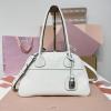 MM5BB199PBS-GH　ミュウミュウ MIUMIU 2026年新作 トートバッグ レディース ハンドバッグ 高質感 レザー