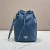 PD1N369QLS-99　プラダ PRADA 2026年 スモール ホーボーバッグ トートバッグ 肩掛け ショルダーバッグ Re-Edition レディース