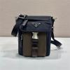 PD2ZT086PLK-99　プラダ PRADA 2026年 Re-Nylon スマートフォンケース ショルダーバッグ