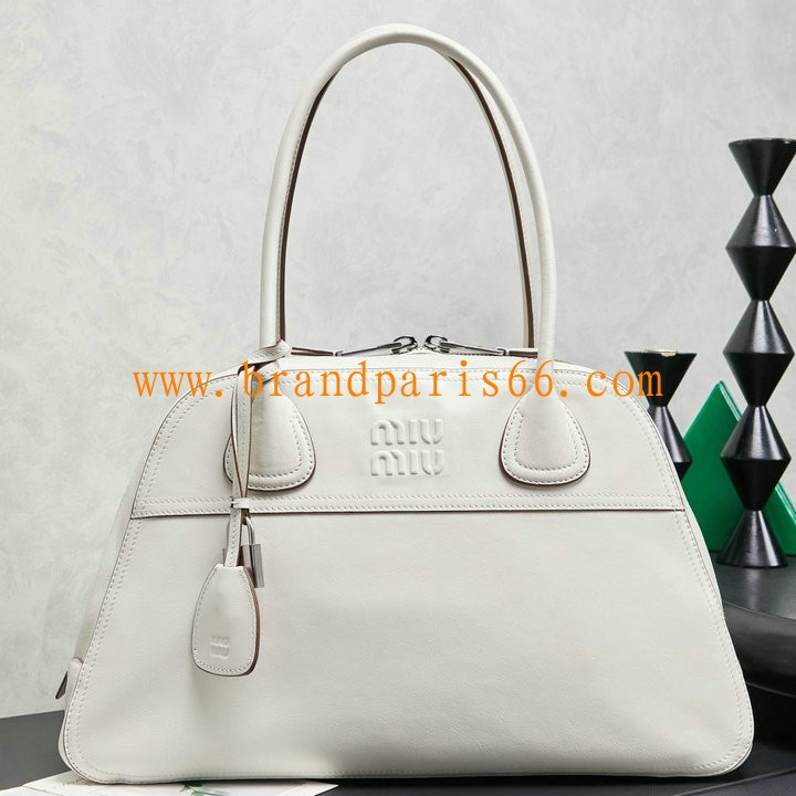 MM5BB196PBS-GH　ミュウミュウ MIUMIU 2026年新作 トートバッグ レディース ハンドバッグ 高質感 レザー