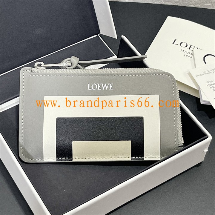 LE3821PQH-99　ロエベ LOEWE 2026年 コインカードホルダー 小銭入れ カード入れ レザー