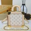 M28676-057　ルイヴィトン LOUISVUITTON 2026年 ミニ スクエア トランク トートバッグ ショルダーバッグ モノグラム デューン キャンバス