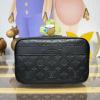 M68589-057　ルイヴィトン LOUISVUITTON 2026年 トゥルース トワレ GM ポーチ 手持ちかばん モノグラム シャドウ レザー