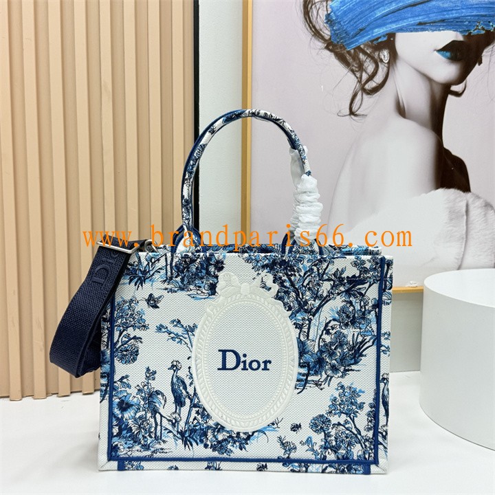 CD1286JZLS-JS　クリスチャンディオール CHRISTIAN DIOR 2026年 Book Tote ブック トートバッグ ショルダーバッグ レディース